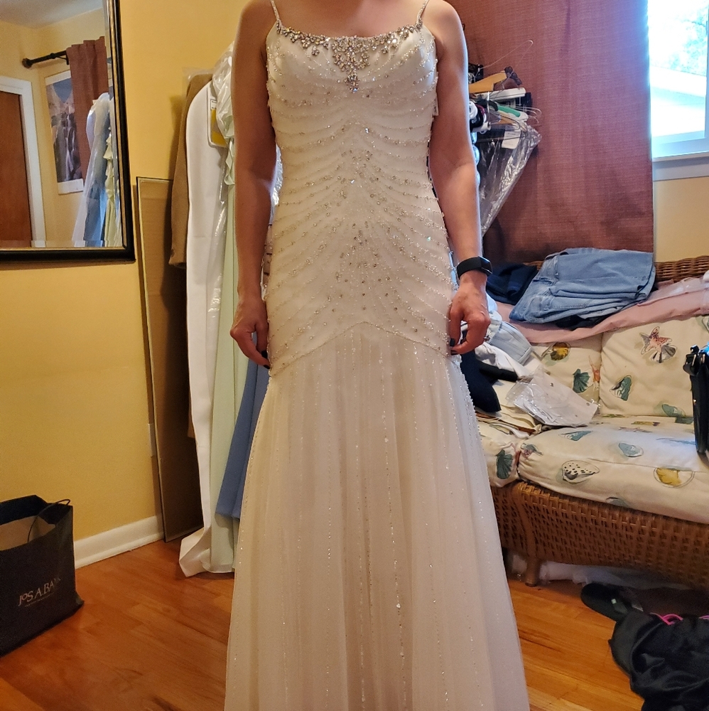 Enzoani Wedding Dress altered to approx US 4